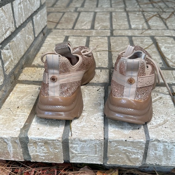 Steve Madden Maxima Sneakers - Picture 6 of 6